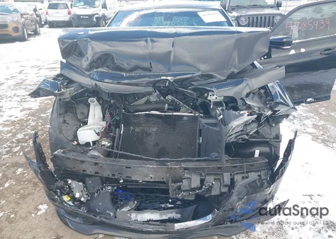 2023 Chrysler 300 Touring L из США, поврежденный, VIN 2C3CCADG6PH613901